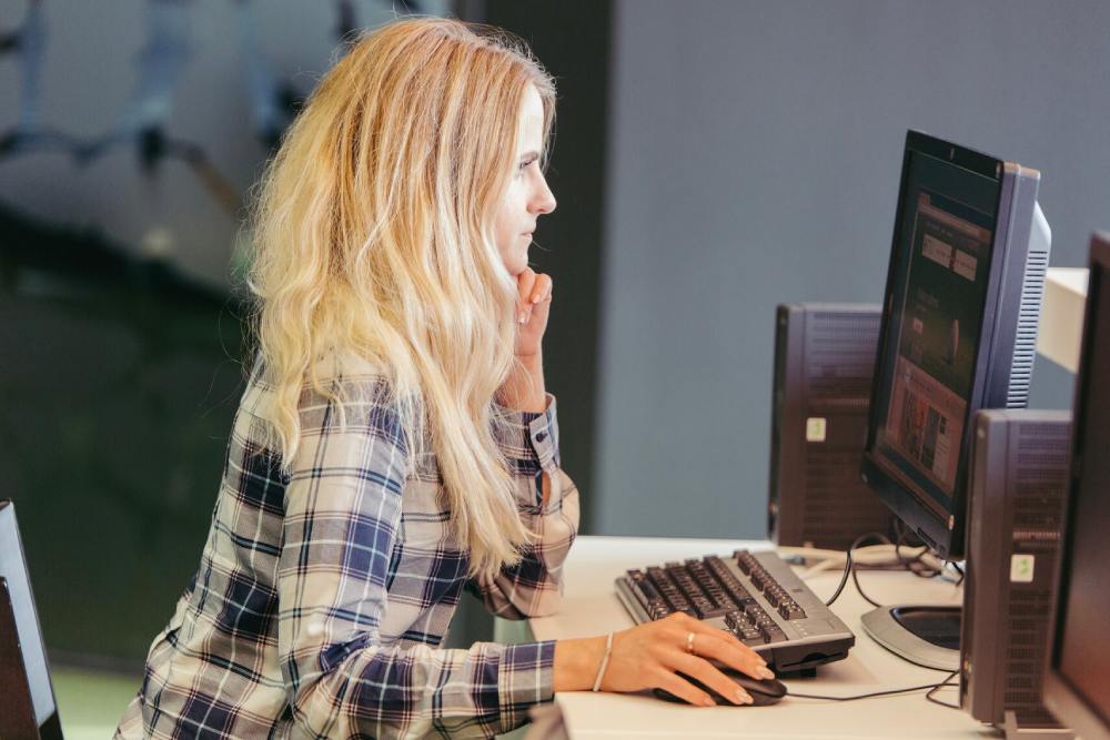 Windows Managed Dedicated Servers vs. Shared Hosting: Which Is Right for You?